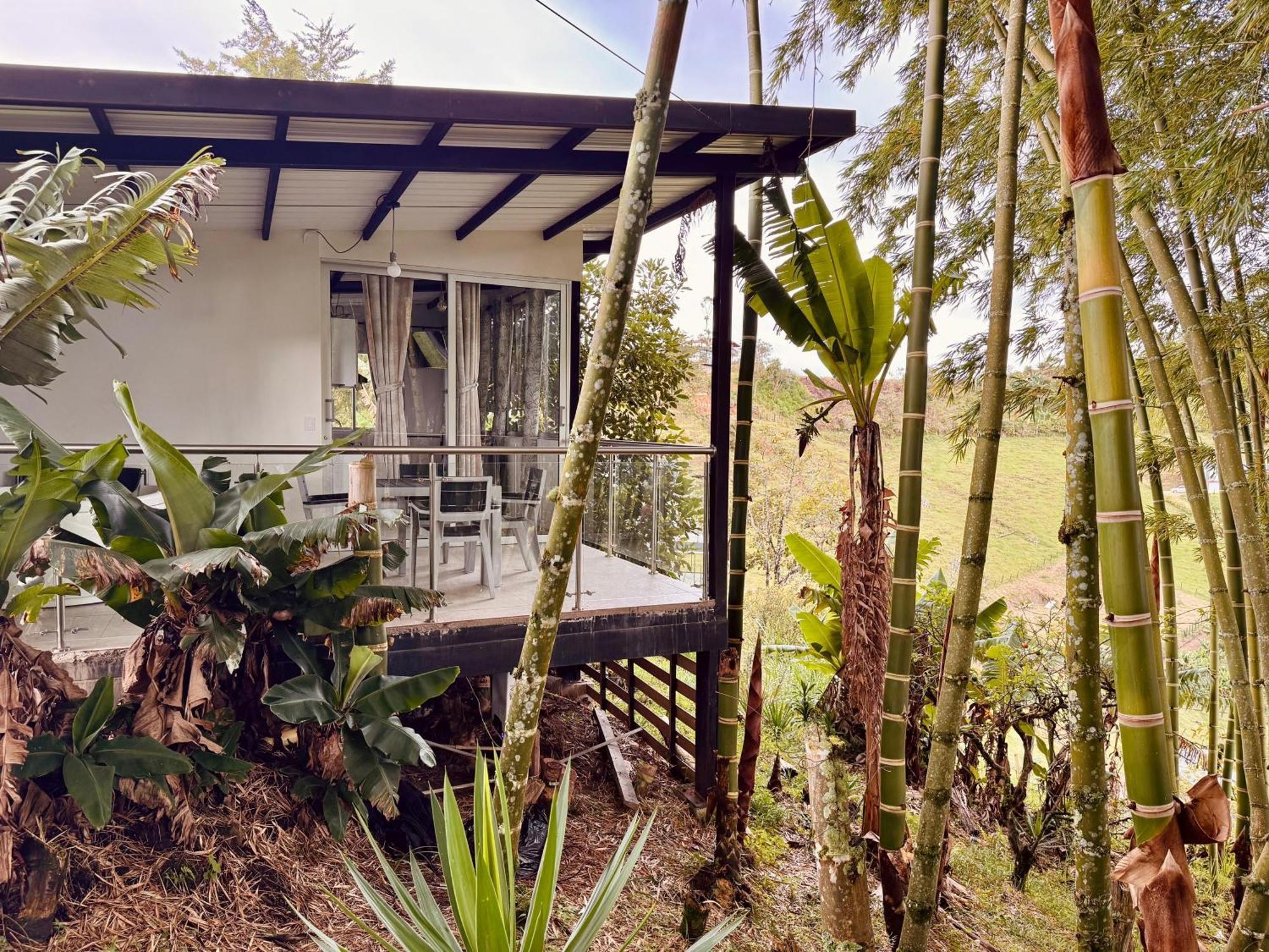 Hotel Campestre Alto Lindo En Guatapé Buitenkant foto